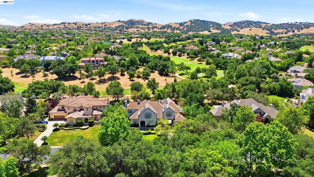 3019 E. Ruby Hill Drive Pleasanton CA 94566