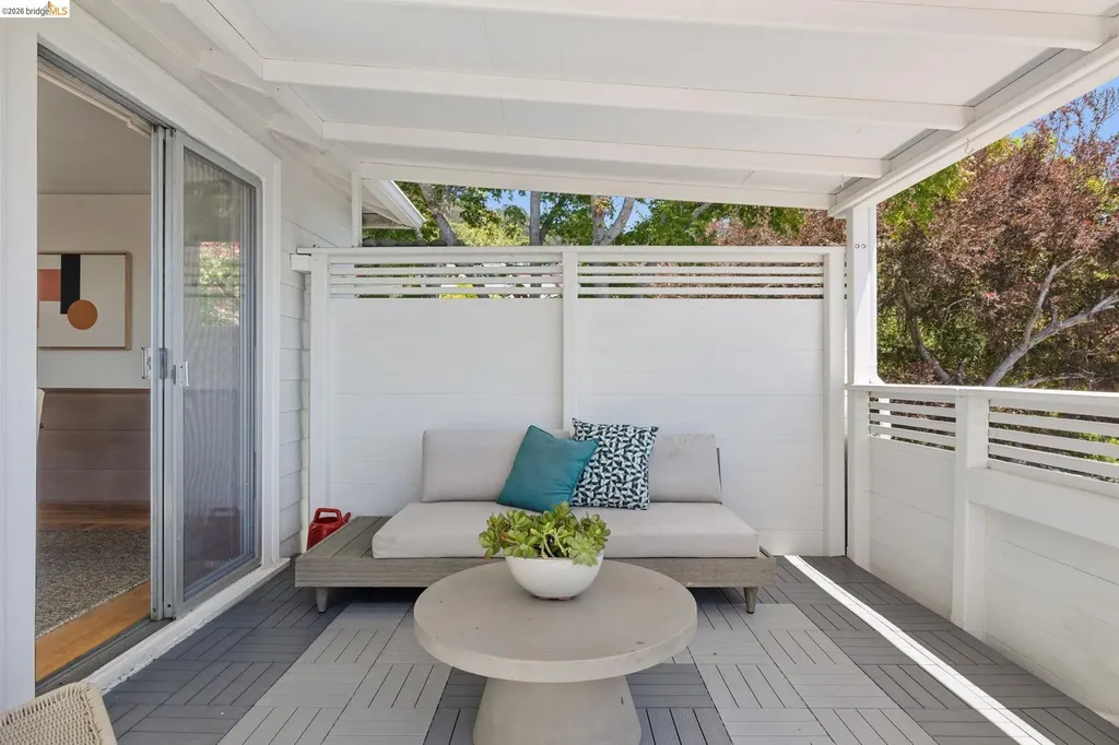 2541 Hilgard Avenue Berkeley CA 94709