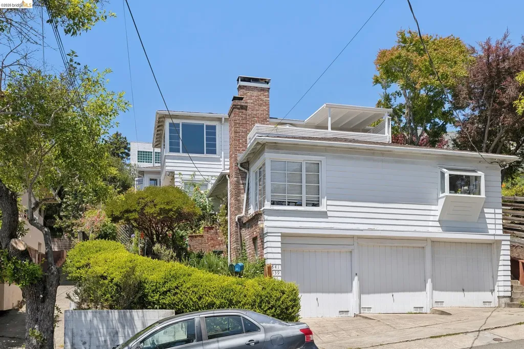2541 Hilgard Avenue Berkeley CA 94709