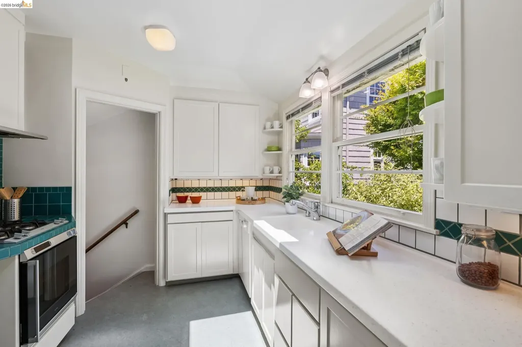 2541 Hilgard Avenue Berkeley CA 94709