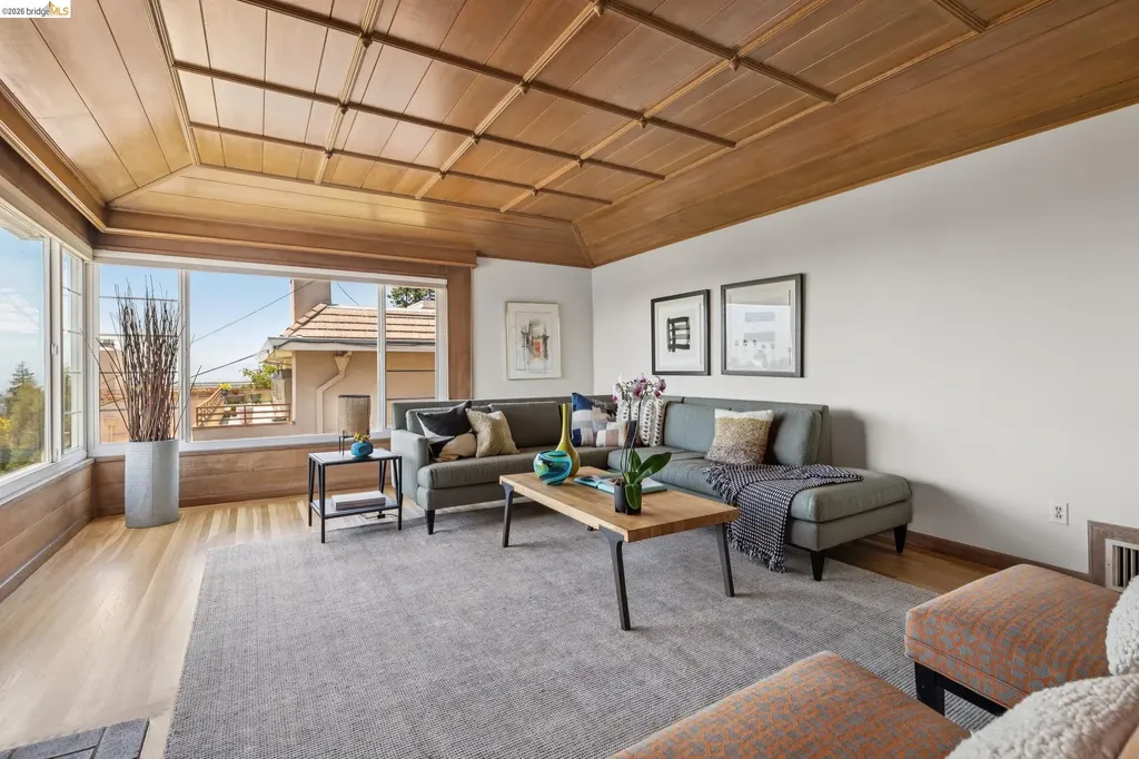 2541 Hilgard Avenue Berkeley CA 94709