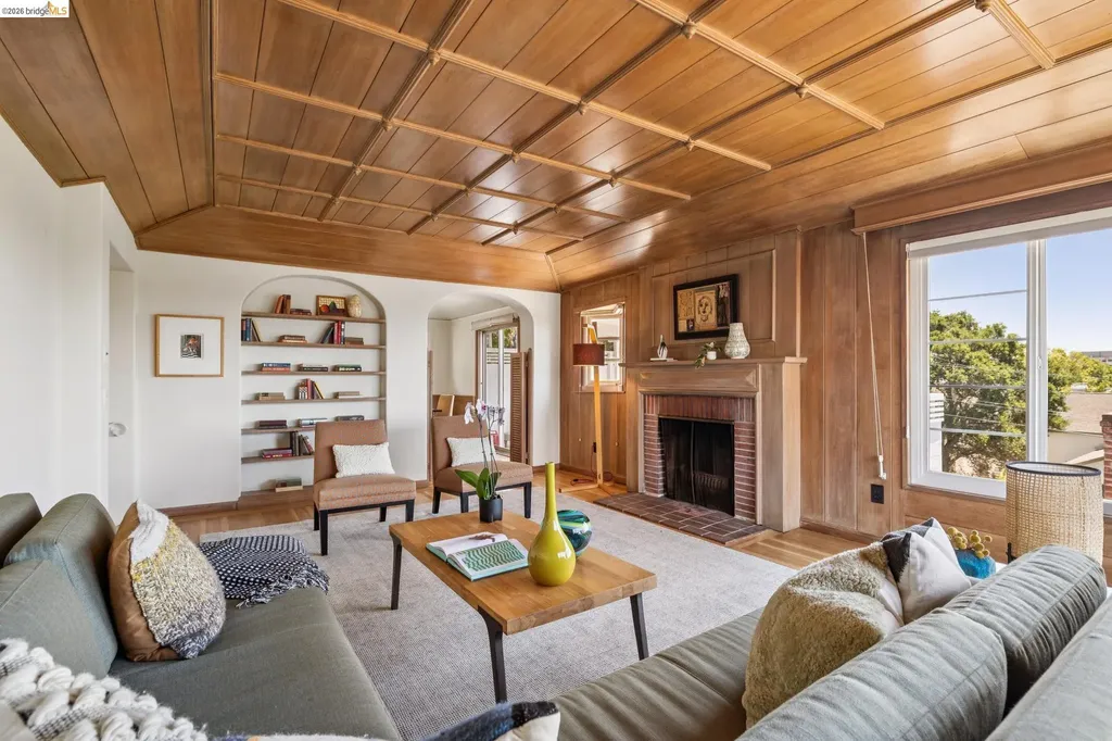 2541 Hilgard Avenue Berkeley CA 94709