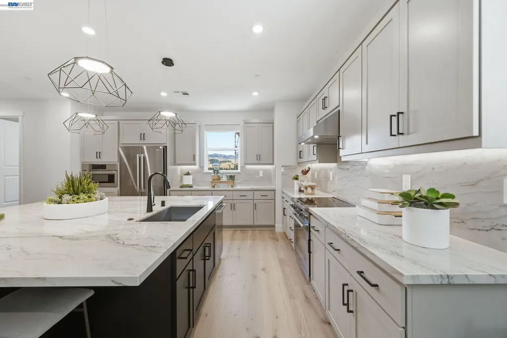 2001 Cascade Way San Ramon CA 94583