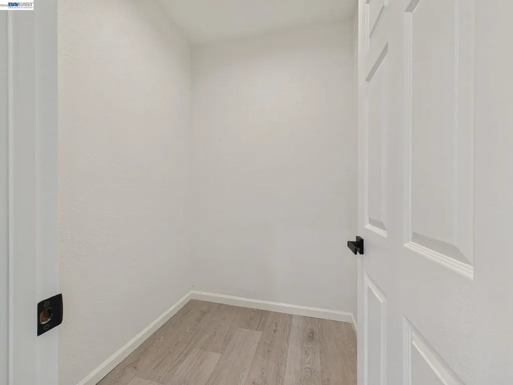 718 26 Oakland CA 94612