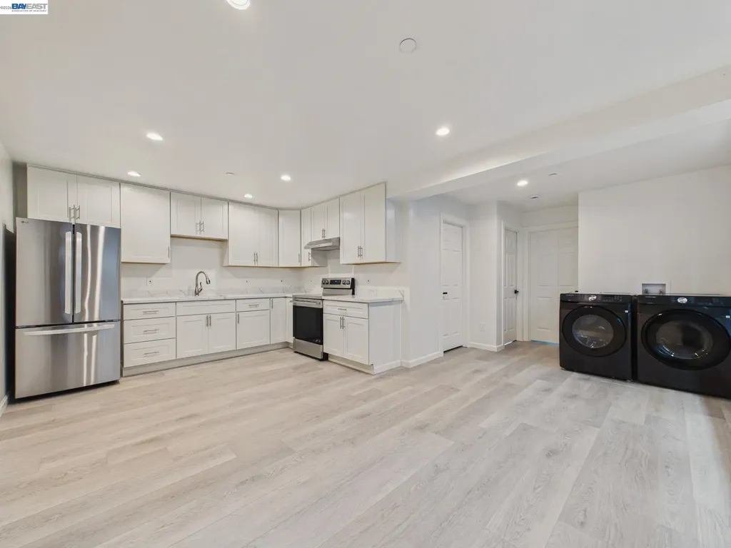 718 26 Oakland CA 94612