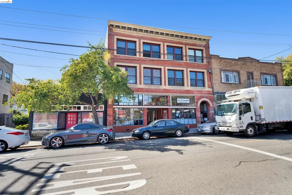 147 Richmond Avenue Richmond CA 94801