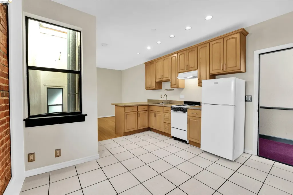 147 Richmond Avenue Richmond CA 94801