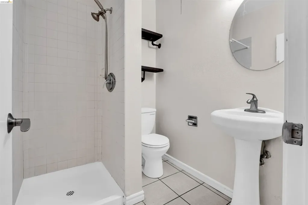 147 Richmond Avenue Richmond CA 94801