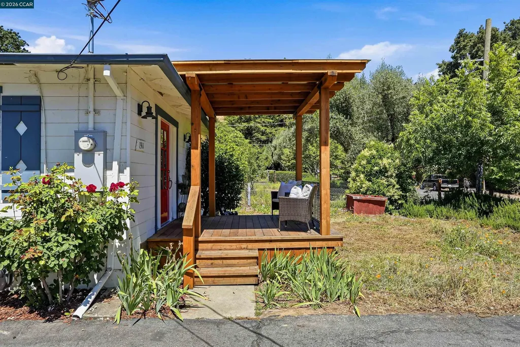 1911 Franklin Canyon Road Martinez CA 94553