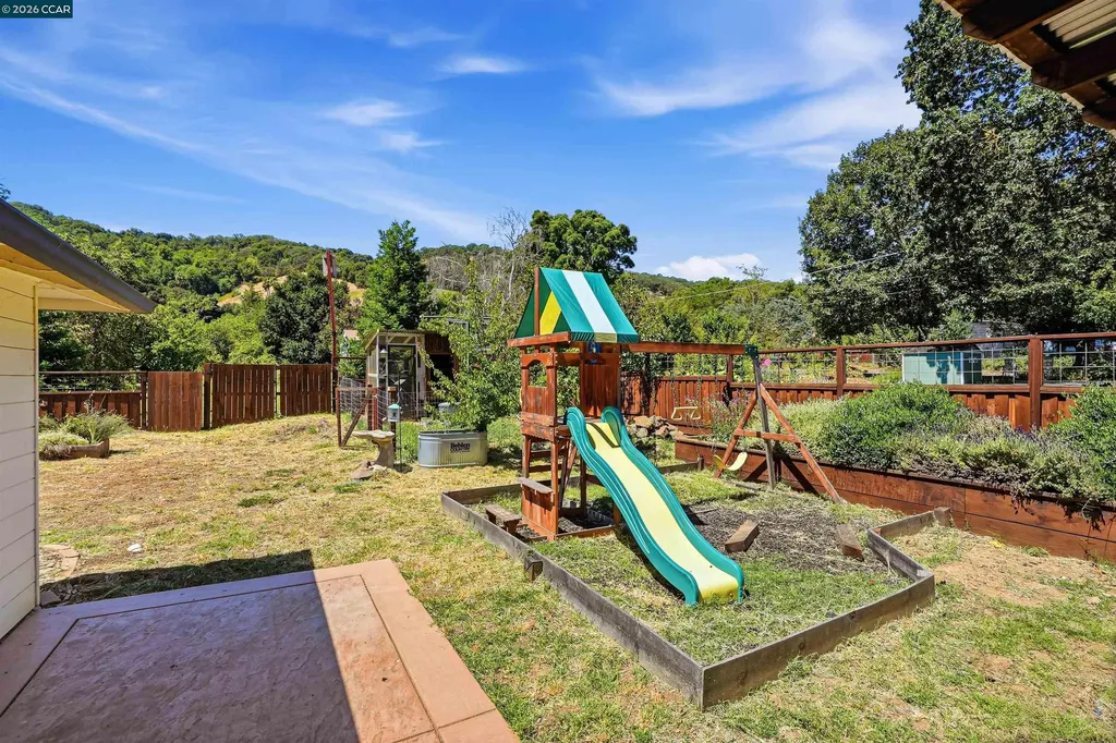 1911 Franklin Canyon Road Martinez CA 94553
