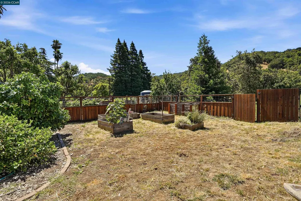 1911 Franklin Canyon Road Martinez CA 94553