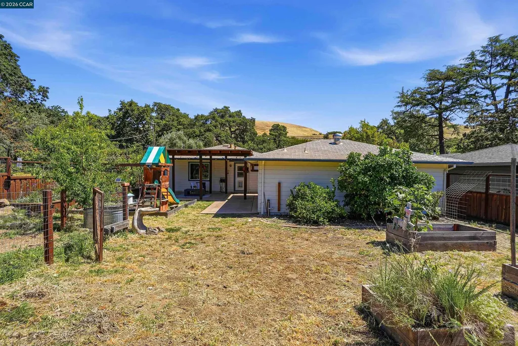 1911 Franklin Canyon Road Martinez CA 94553