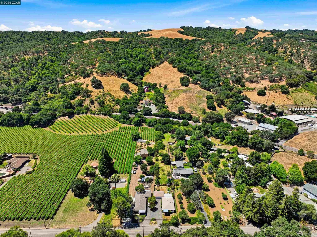1911 Franklin Canyon Road Martinez CA 94553