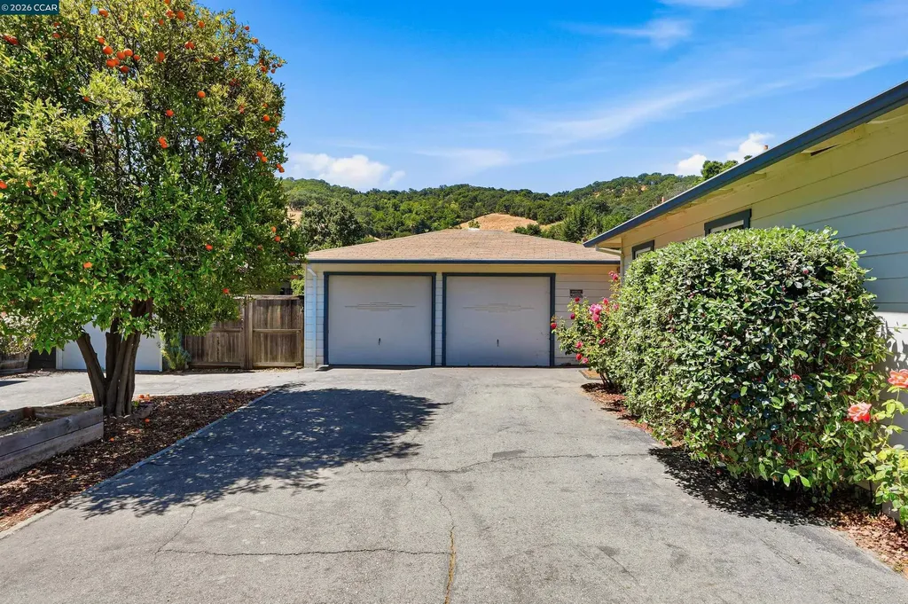 1911 Franklin Canyon Road Martinez CA 94553