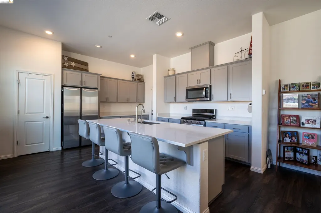 58 Redberry Loop Brentwood CA 94513