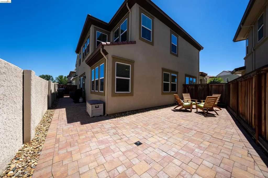 58 Redberry Loop Brentwood CA 94513