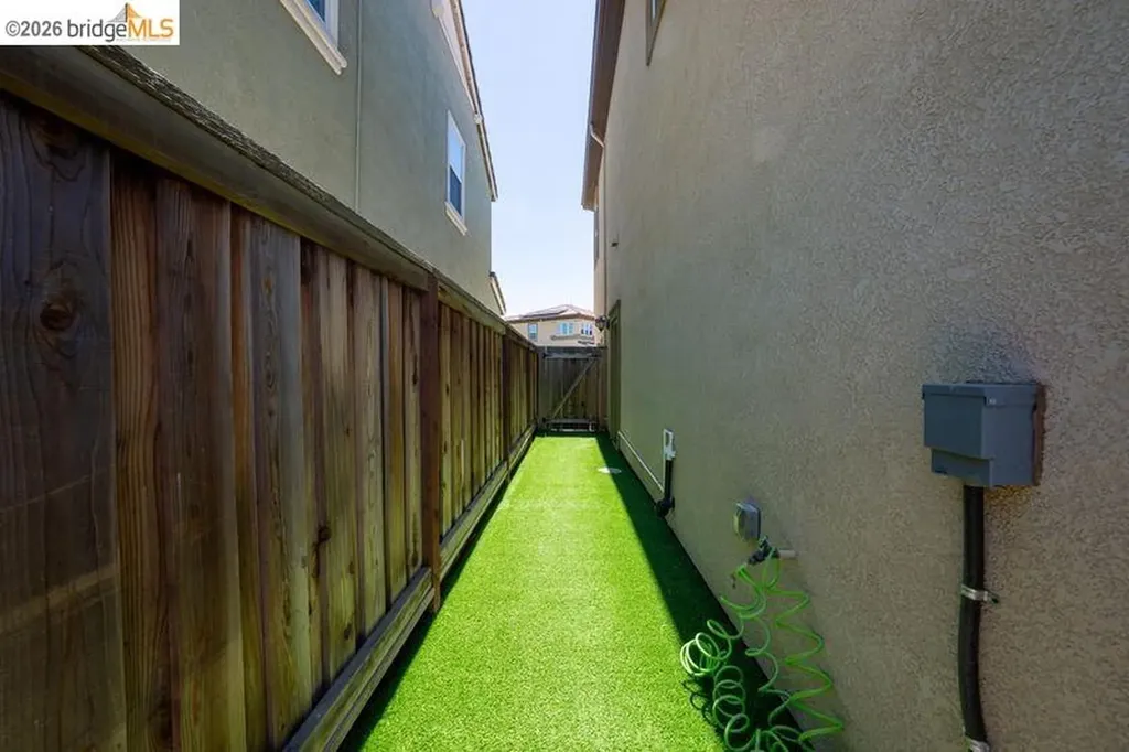 58 Redberry Loop Brentwood CA 94513