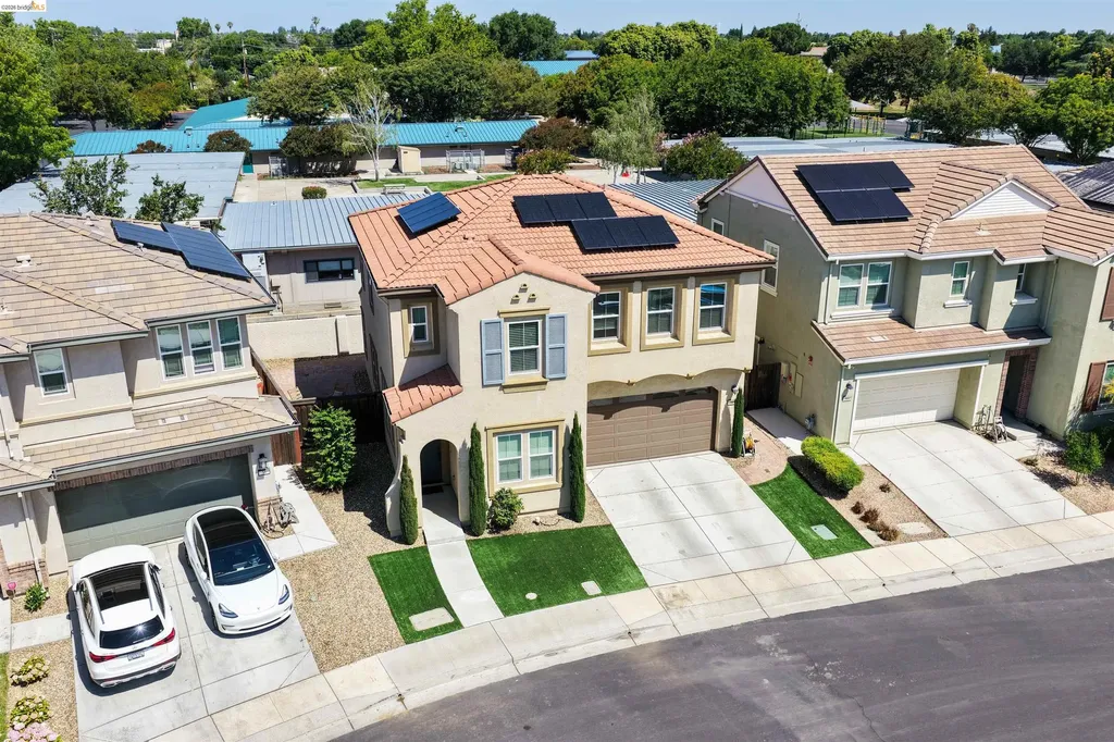 58 Redberry Loop Brentwood CA 94513
