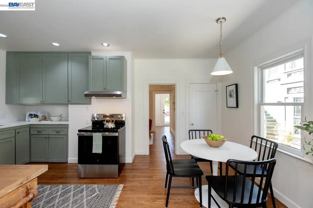 1410 Sherman Street Alameda CA 94501