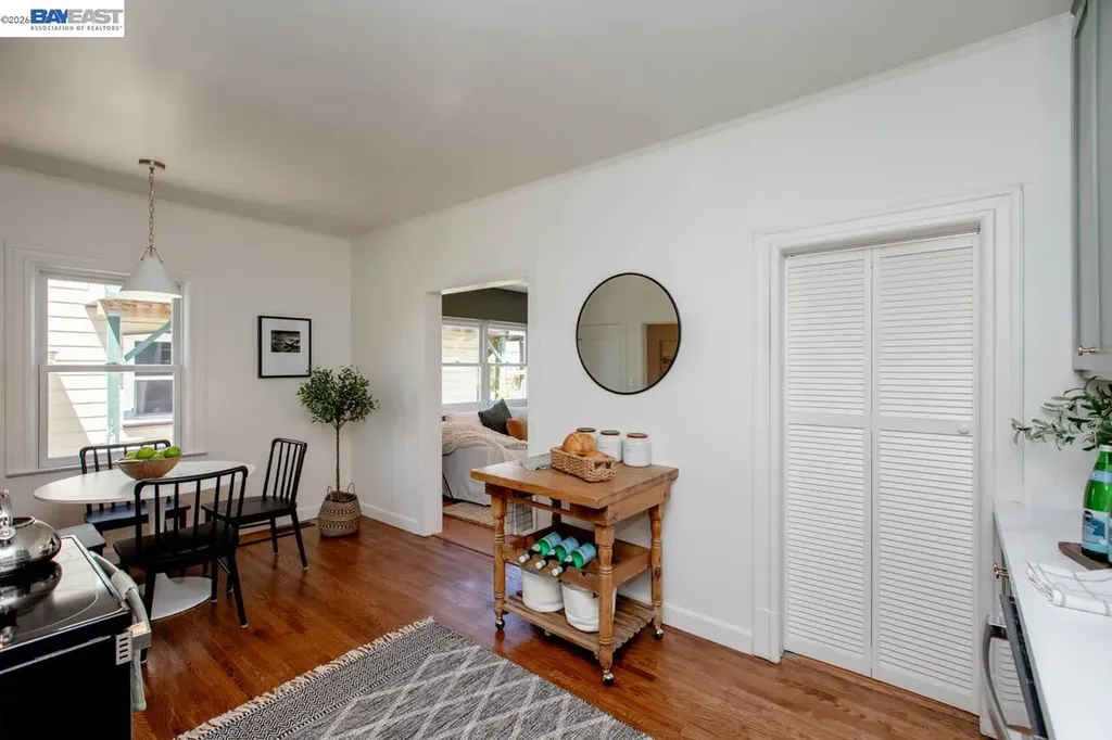 1410 Sherman Street Alameda CA 94501