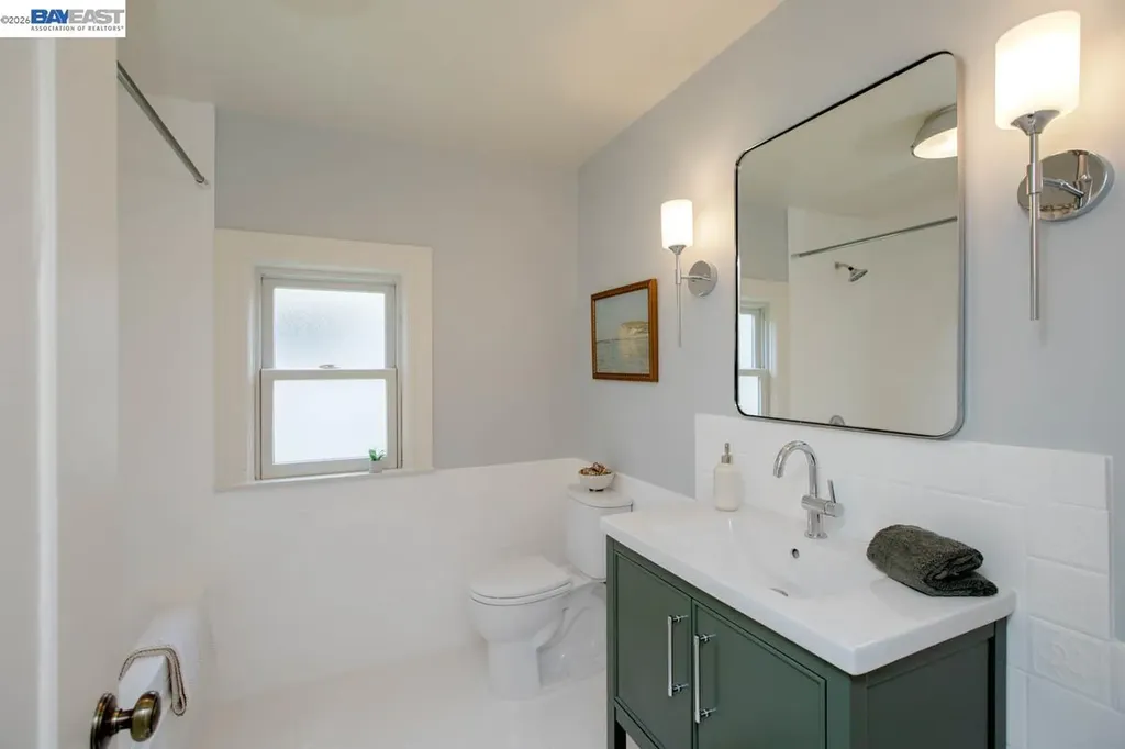 1410 Sherman Street Alameda CA 94501