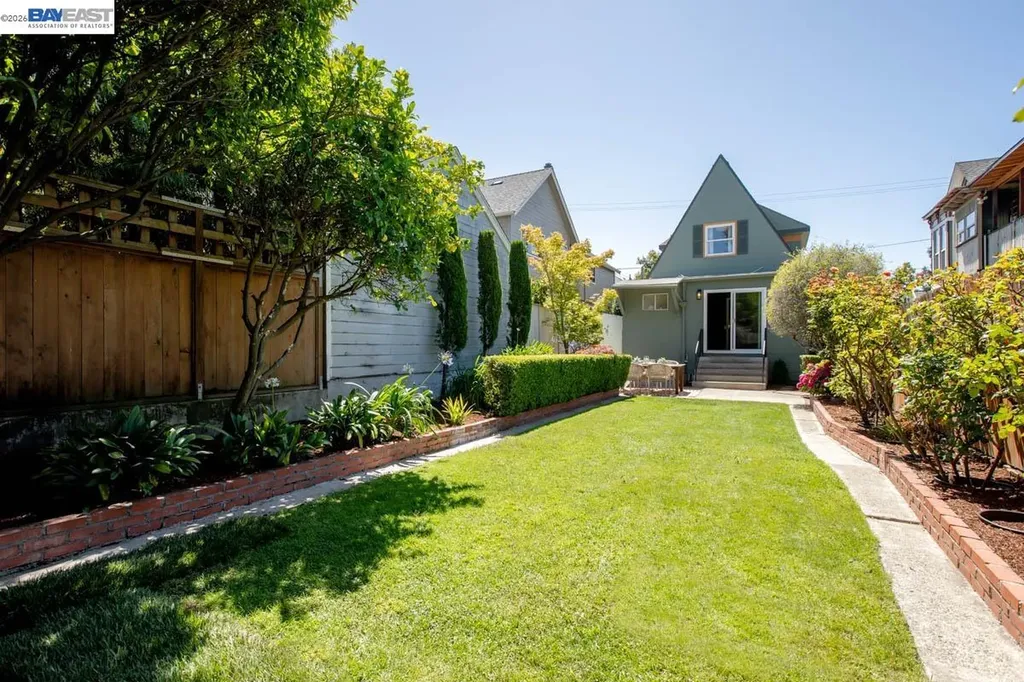 1410 Sherman Street Alameda CA 94501