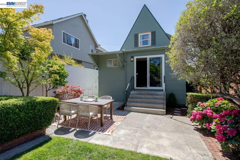1410 Sherman Street Alameda CA 94501