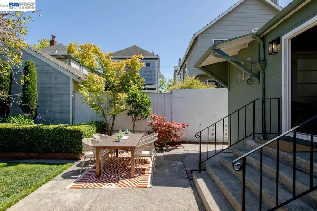 1410 Sherman Street Alameda CA 94501