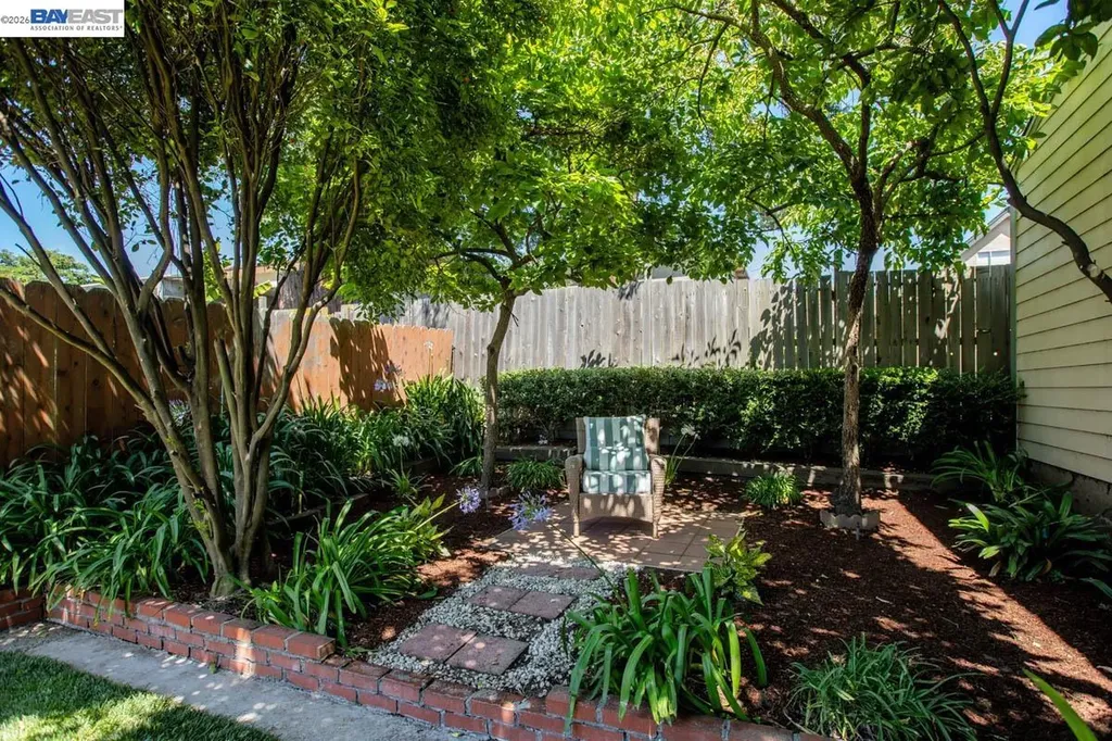 1410 Sherman Street Alameda CA 94501