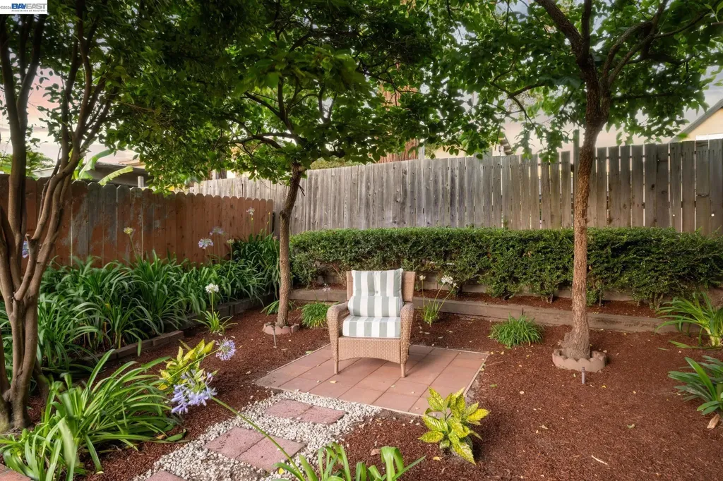 1410 Sherman Street Alameda CA 94501