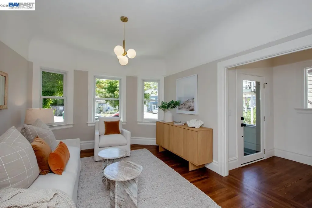 1410 Sherman Street Alameda CA 94501
