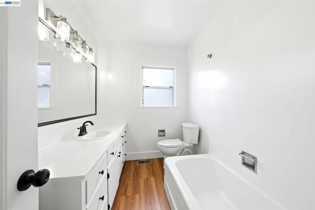 2635 19th Avenue Oakland CA 94606