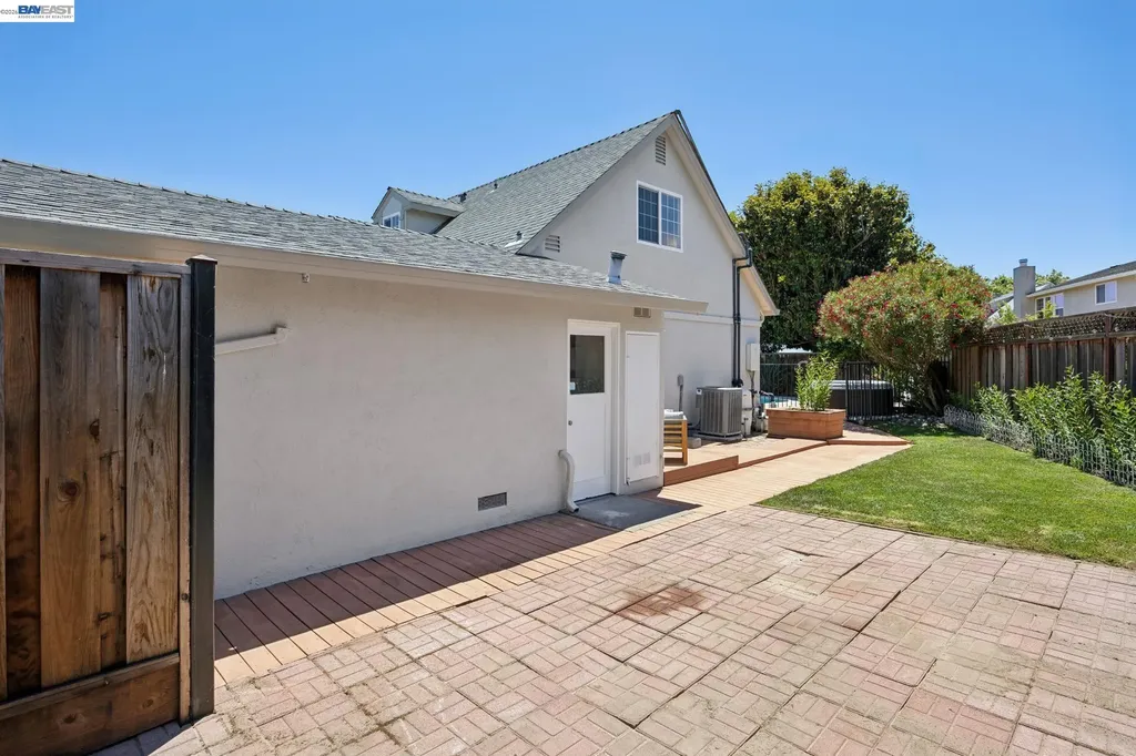 36481 Bettencourt Street Newark CA 94560