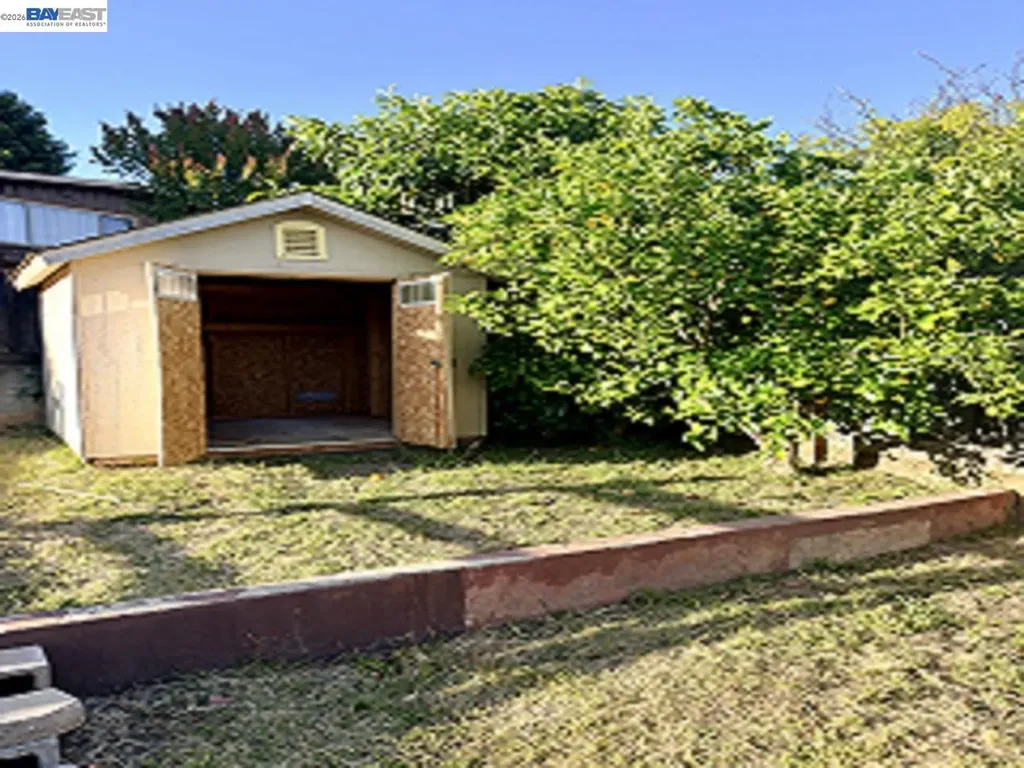 4256 Seven Hills Road Castro Valley CA 94546