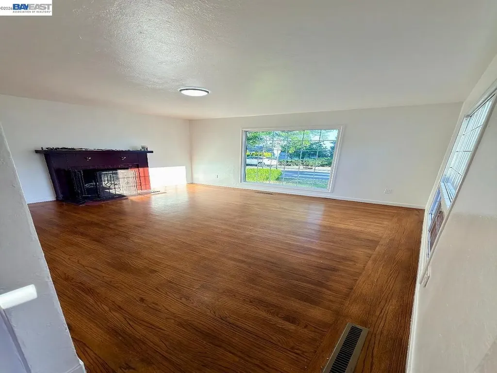4256 Seven Hills Road Castro Valley CA 94546