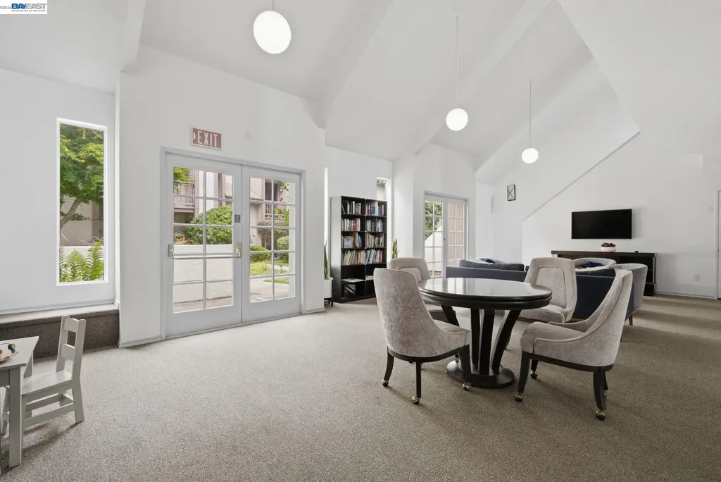 2101 Shoreline Drive Alameda CA 94501
