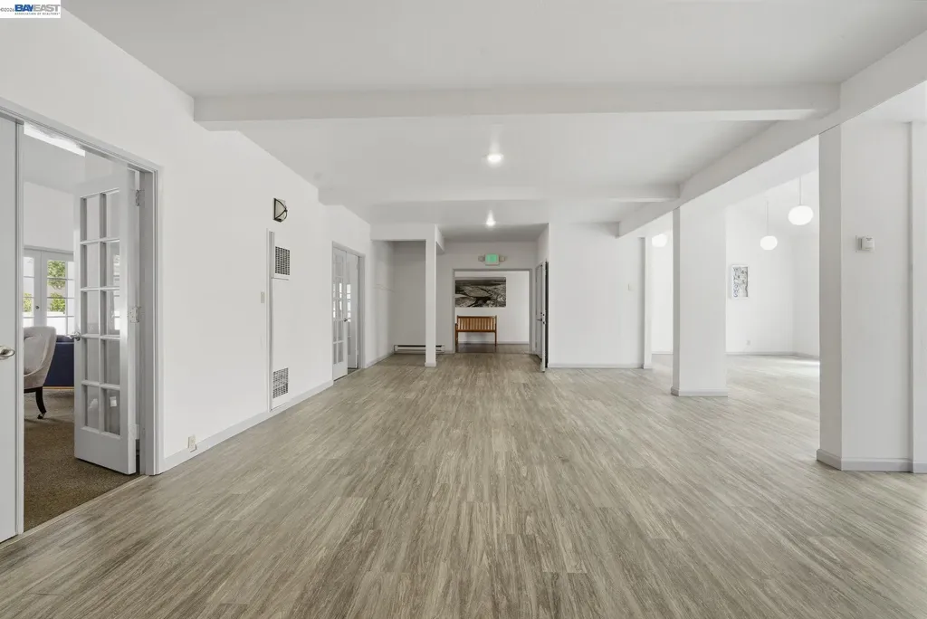 2101 Shoreline Drive Alameda CA 94501