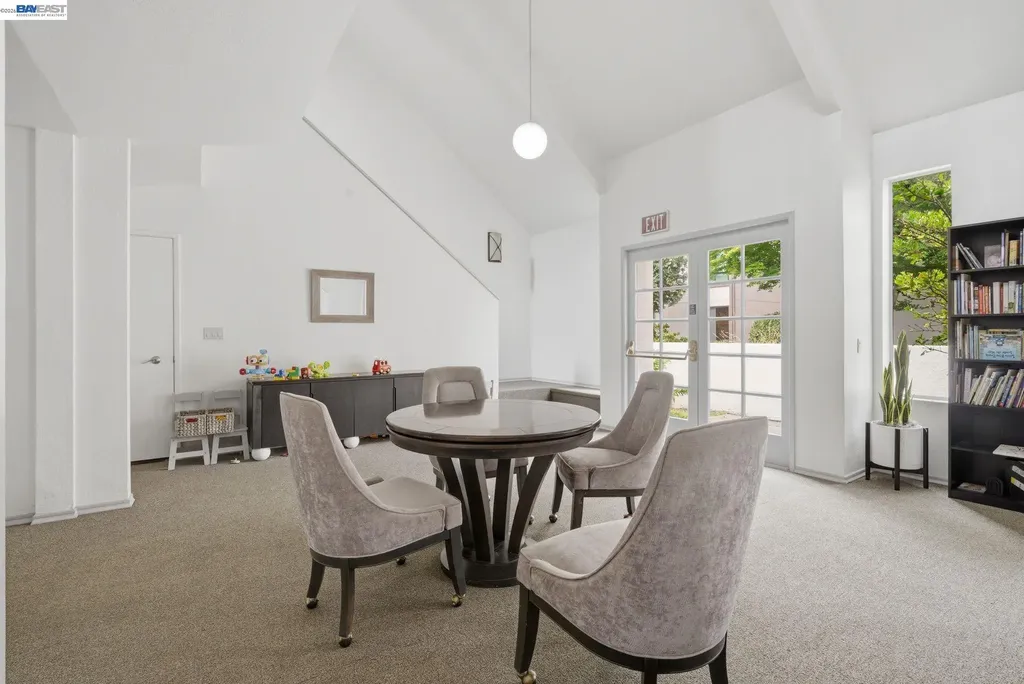 2101 Shoreline Drive Alameda CA 94501