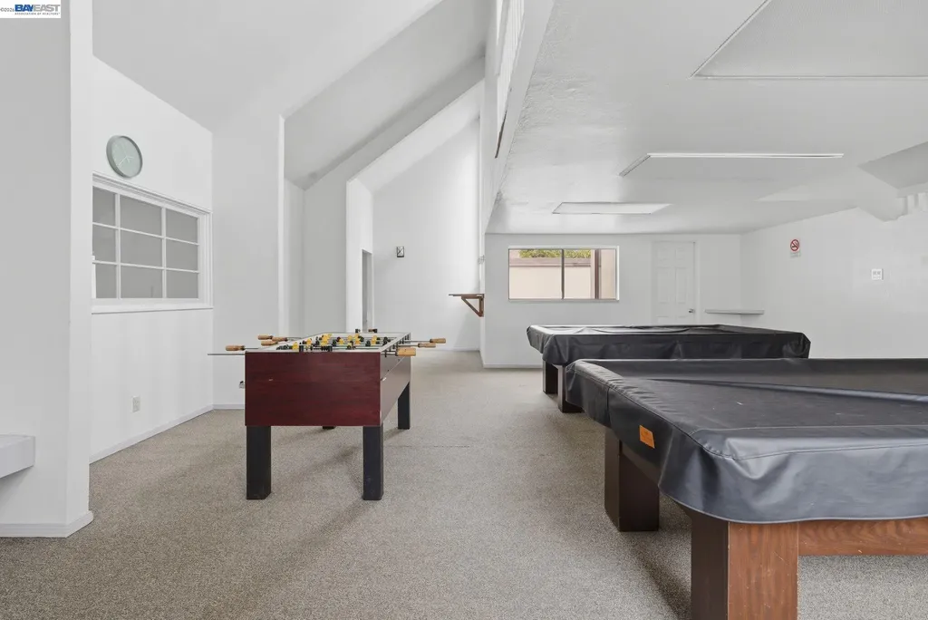 2101 Shoreline Drive Alameda CA 94501