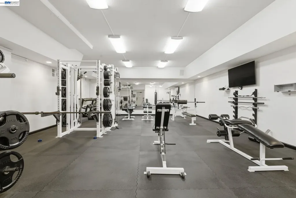 2101 Shoreline Drive Alameda CA 94501