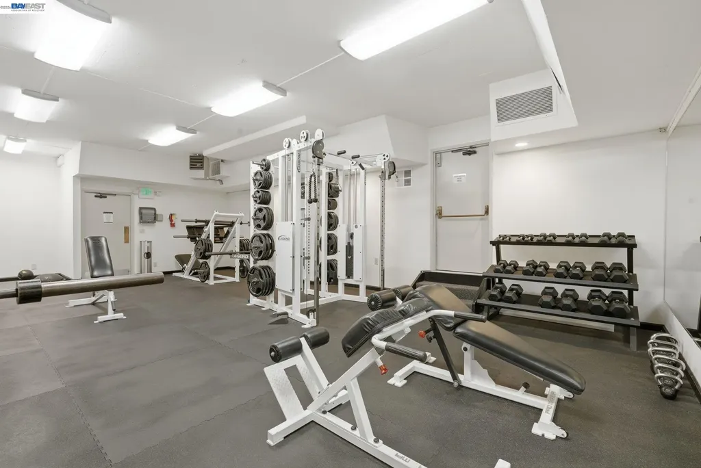 2101 Shoreline Drive Alameda CA 94501