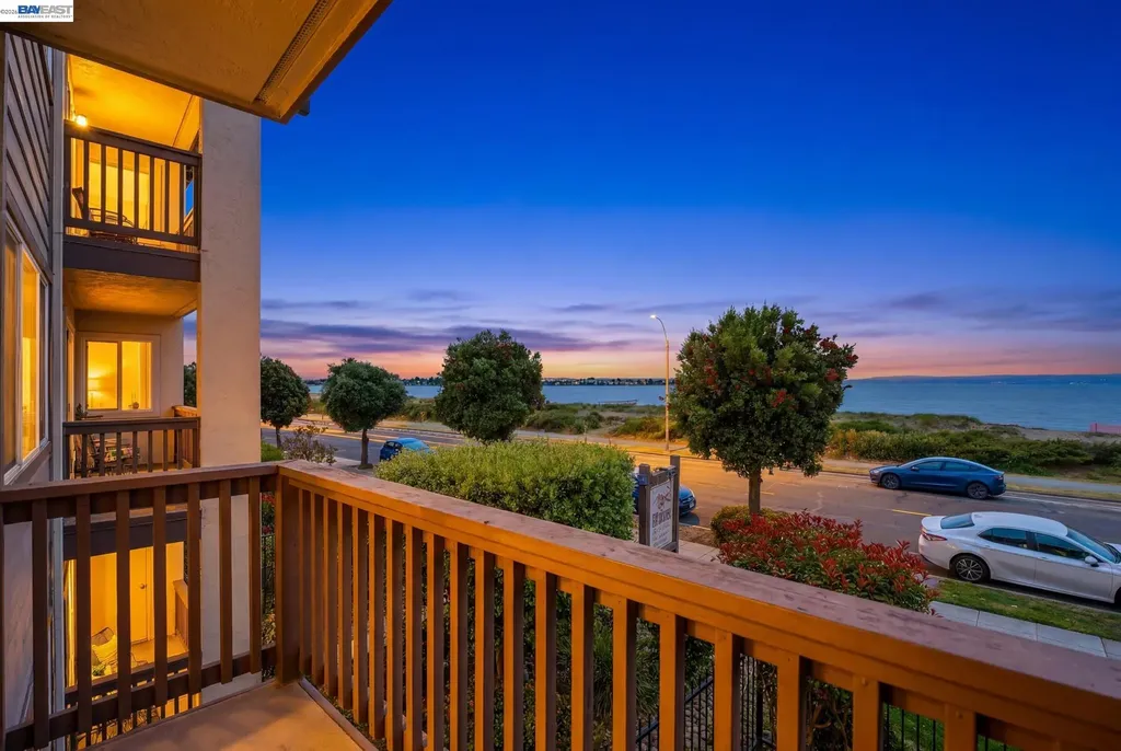 2101 Shoreline Drive Alameda CA 94501