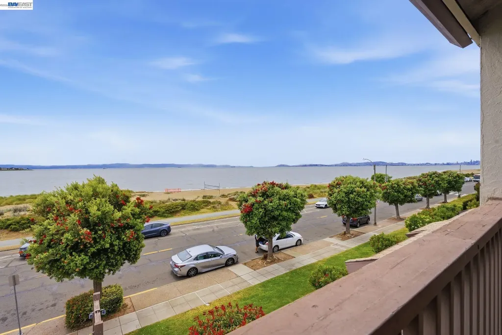 2101 Shoreline Drive Alameda CA 94501