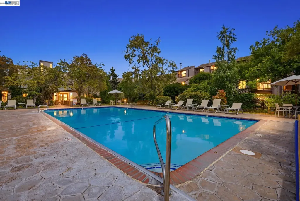2101 Shoreline Drive Alameda CA 94501