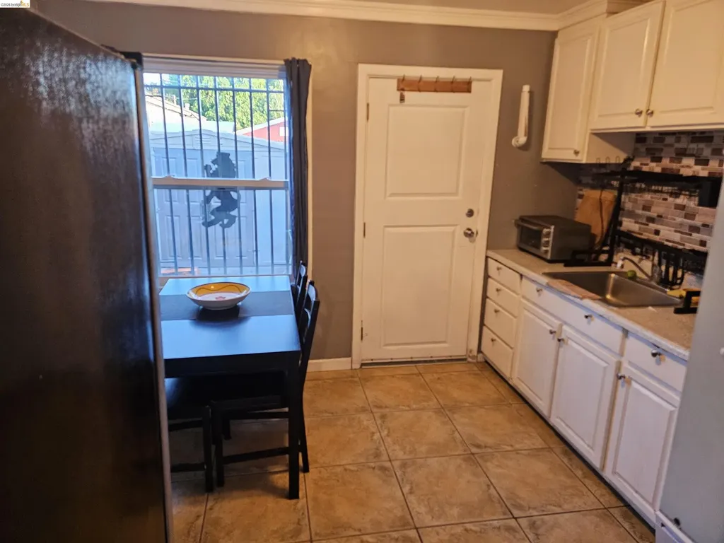 154 West Chanslor Avenue Richmond CA 94801
