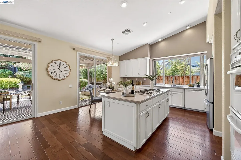 285 Sea Way Livermore CA 94550