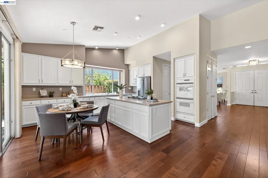285 Sea Way Livermore CA 94550