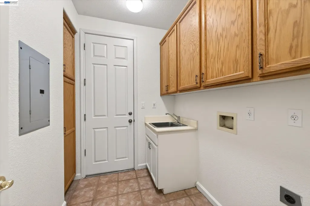 285 Sea Way Livermore CA 94550
