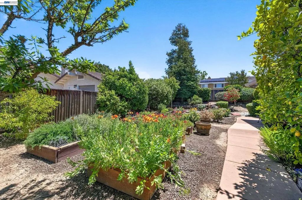 285 Sea Way Livermore CA 94550