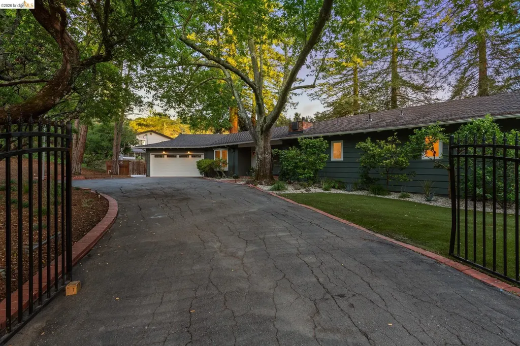 106 Rheem Boulevard Orinda CA 94563